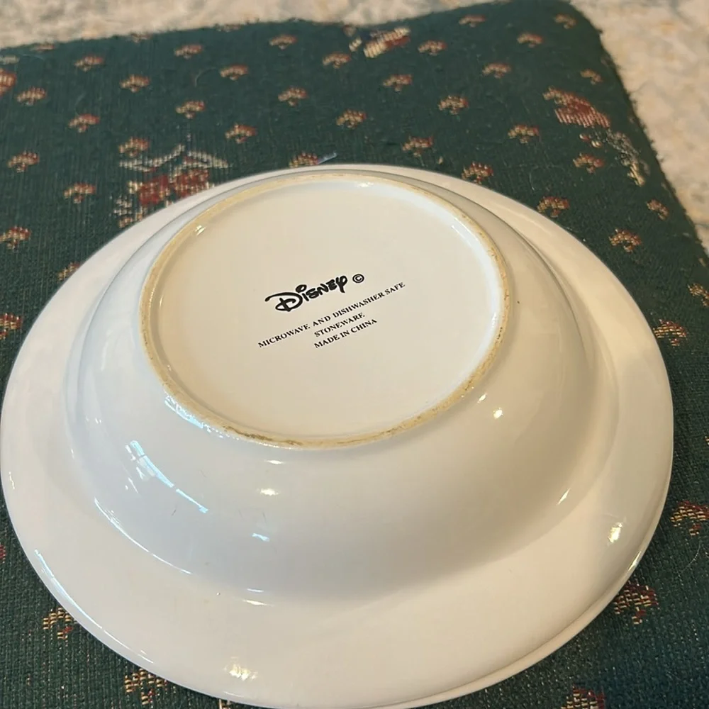 Vintage Minnie, mouse salad and soup plate with saucer in great shape themed - Picture 7 of 10